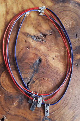 Gümüş Ağaç Pozu- Mor Deri Kolye